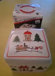 Jamestown China The Joy of Christmas Covered Ceramic Box 1988 Made In Japan.