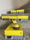 DS GS Size 7 - Jordan 4 Retro Lightning 2021