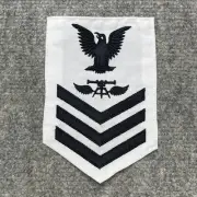 US NAVY PETTY OFFICER 1st CLASS (E6) RATING BADGE, navy AVIATION FIRE CONTROL