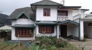 Selis Manor Holiday Home