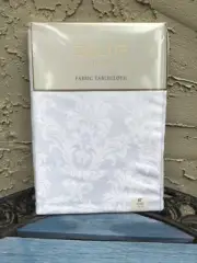 NWT ENCLAVE ROUND FABRIC TABLECLOTH
