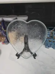 Vtg Heart Shaped Crystal Glass Serving Platter w/ Etched Bouquet Flowers NIB