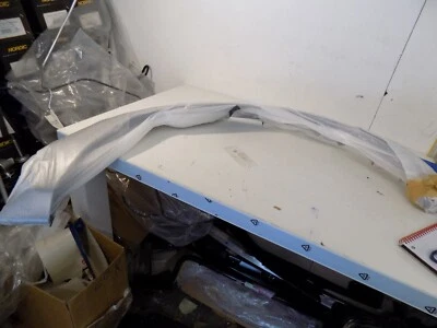 Genuine Land Rover Discovery 3 Offside Front Wheel Arch Trim Primed LR007053