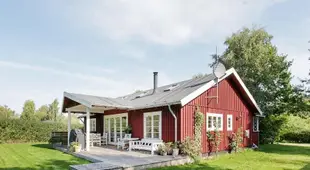 Quaint Holiday Home in Hovedstaden With Whirlpool