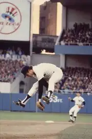 World Series New York Yankees Graig Nettles in action making catch- Old Photo