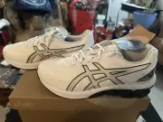 Size 9 - ASICS Gel Quantum 180 VII White Black Sneakers