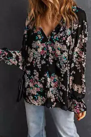 I AM A FASHION JUNKY Black Wildflower Print Chiffon Blouse