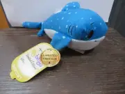 Hallmark itty bittys Destiny Limited Edition Whale Shark Plush Finding Dory-NWT