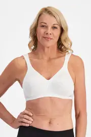 Playtex Ultimate Lift and Support Bra - White, Size: 12 DD
