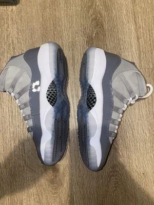 Nike Jordan 11 Retro Cool Grey White 378038-005 GS Sz 3.5 Damaged box