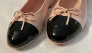 Chanel CC NEW Ballerina Ballet Flat Light Pink Black Cap Toe Leather Sz 41