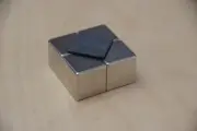 1 pcs.Pyrolytic Graphite for Magnetic Levitation,30mmx30mmx3.4mm with case
