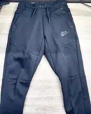 Nike Youth Tech Fleece Joggers Sweatpants XS Boys Black Brand New with Tags