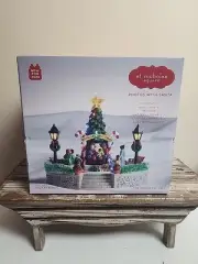 St. Nicholas Square Photos With Santa Christmas Village Lighted New Free Shippin