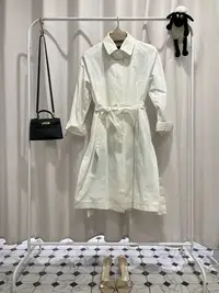 在飛比找Yahoo!奇摩拍賣優惠-設計師高美芬KAO MEIFEN白色風衣式洋裝大衣外套（喜歡