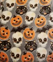 Cynthia Rowley Halloween Throw Blanket Fleece Retro Vintage Skull Cat Pumpkin