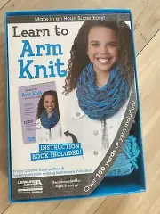Learn to Arm Knit - Book & Yarn