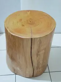 在飛比找Yahoo!奇摩拍賣優惠-檜木 紅檜原木椅