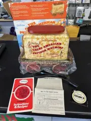 VINTAGE 1976 Sunbeam Great American Popcorn Machine Circus Wagon Unused/New Box