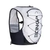 在飛比找momo購物網優惠-【AONIJIE】奧尼捷 輕量越野背包 10L 限量版黑白色