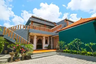 峇里島三葉草之家旅館Clover House Bali