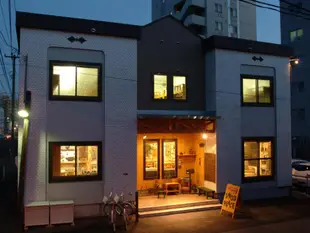 伊諾之家背包客青年旅館Backpackers Hostel Ino's Place