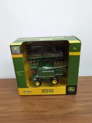 1/64 Ertl Farm Toy John Deere 9510 Combine with Corn Head