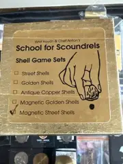 School for Scoundrels Shell game Set magnetic- New