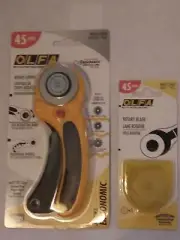 OLFA 45 mm Ergonomic Rotary Cutter RTY 2 DX 9654 & Rotary Replacement Blade RB45