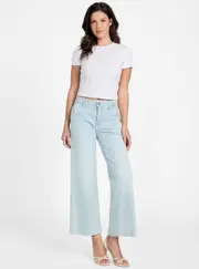GUESS Women's Zoya Wide Leg Crop Jeans in Nuage Light Wash Size: 30, Spandex