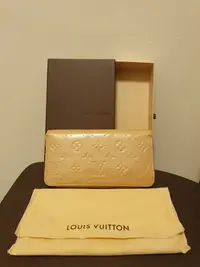 在飛比找Yahoo!奇摩拍賣優惠-二手正品 LV Louis Vuitton 拉鏈錢包長夾 玫