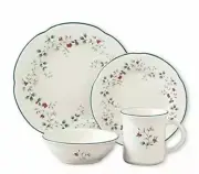 16pc PFALTZGRAFF Winterberry Dinnerware Christmas Holly Red Berries Mistletoe