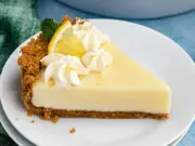 Lemon Pie with graham cracker crust