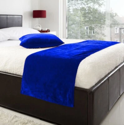 5 pc set Royal Blue velvet 19''x78'' 1 bed runner + 4 x (18''x18'')cushion cover