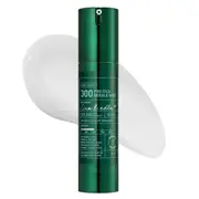 VT COSMETICS Pro Cica Reedle Shot 300 - Advanced Night Exosome, Microneedling Serum, Centella Asiatica, Hyaluronic Acid, Soothing & Calming Care for All Skin Type, 50ml