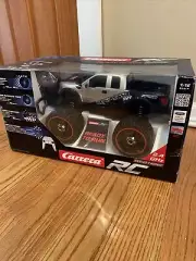 Carrera RC Ford F-150 Raptor SVT Scale Truck Complete And Ready To Run!