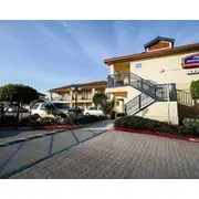 Monarch Valley Inn Marina at Monterey Bay
