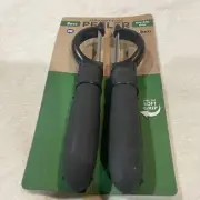 Winco Pro Straight Edge Peeler (2) Stainless Steel Swivel Blade Nonslip Grip