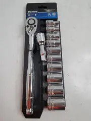 DieHard 1/2 Drive Socket Set Ratchet Extension Metric 12-Point Chrome DHP55146