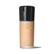 M.A.C Studio Radiance Serum-Powered Foundation 30ml, NW20