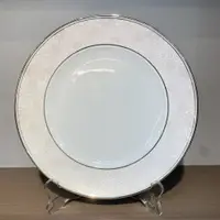 在飛比找樂天市場購物網優惠-出清價 全國瓷器CK 粉紅玫瑰銀邊圓盤 餐盤 陶瓷盤 點心盤