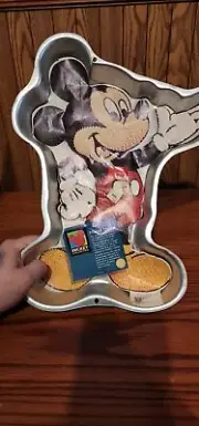 Wilton Mickey Mouse Unlimited Aluminum Cakepan 2105-3601 Vintage 1995 Cake Mold