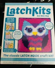 Latch Kits Owl Mini-Rug New in Box Ages 6+ Wall Hanging FREE SHIPPING