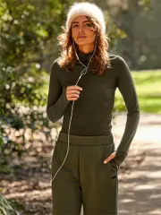 RB Base Layer Top – Ribbed, Slim Fit Turtleneck for Gym & Yoga