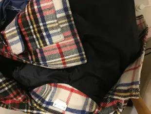 日本購入agnes b設計牛角釦格紋大衣式印花風衣外套