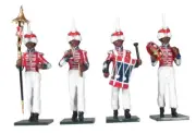 Britains Soldiers 43105 Bandsmen in Exotic Dress from the Coldstream Regiment of