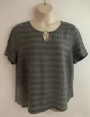 Green Short Sleeves Top/Stretchy Fabric ( Back)/ V Neck Regatta Size 20 GC