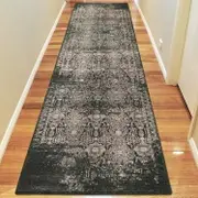 Divan Settee Green Runner Rug