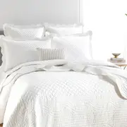 Renee Taylor Scallop Jacquard Queen/King Coverlet w/ Pillowcases Bedding Pearl
