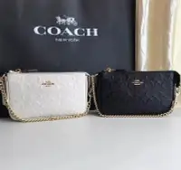 在飛比找Yahoo!奇摩拍賣優惠-【Koala海購】COACH蔻馳  WRISTLET 19大